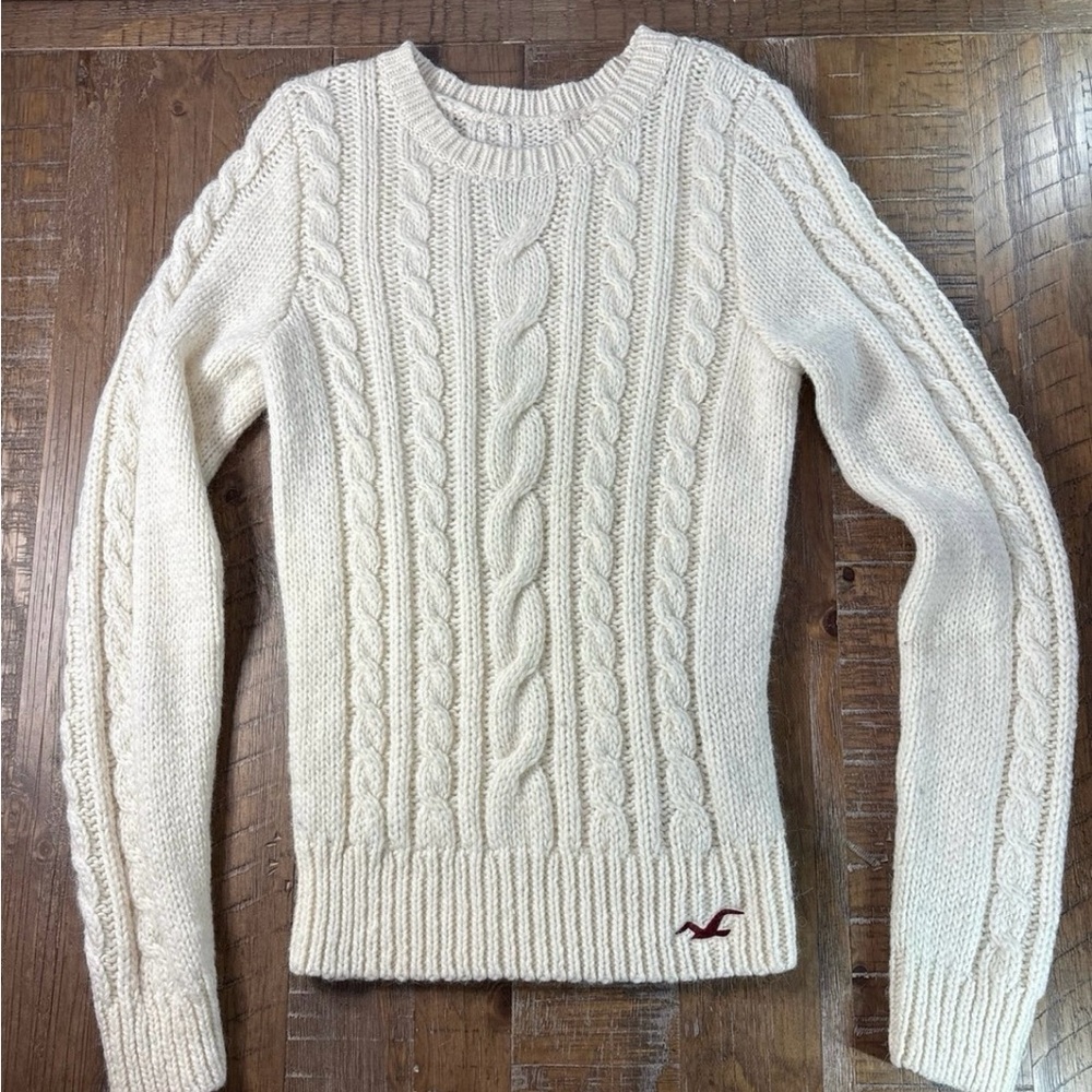 Y2K Hollister Ivory Cable Knit Sweater